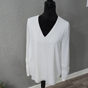 Calvin Klein White Blouse with Long Sleeves and Relaxed Fit